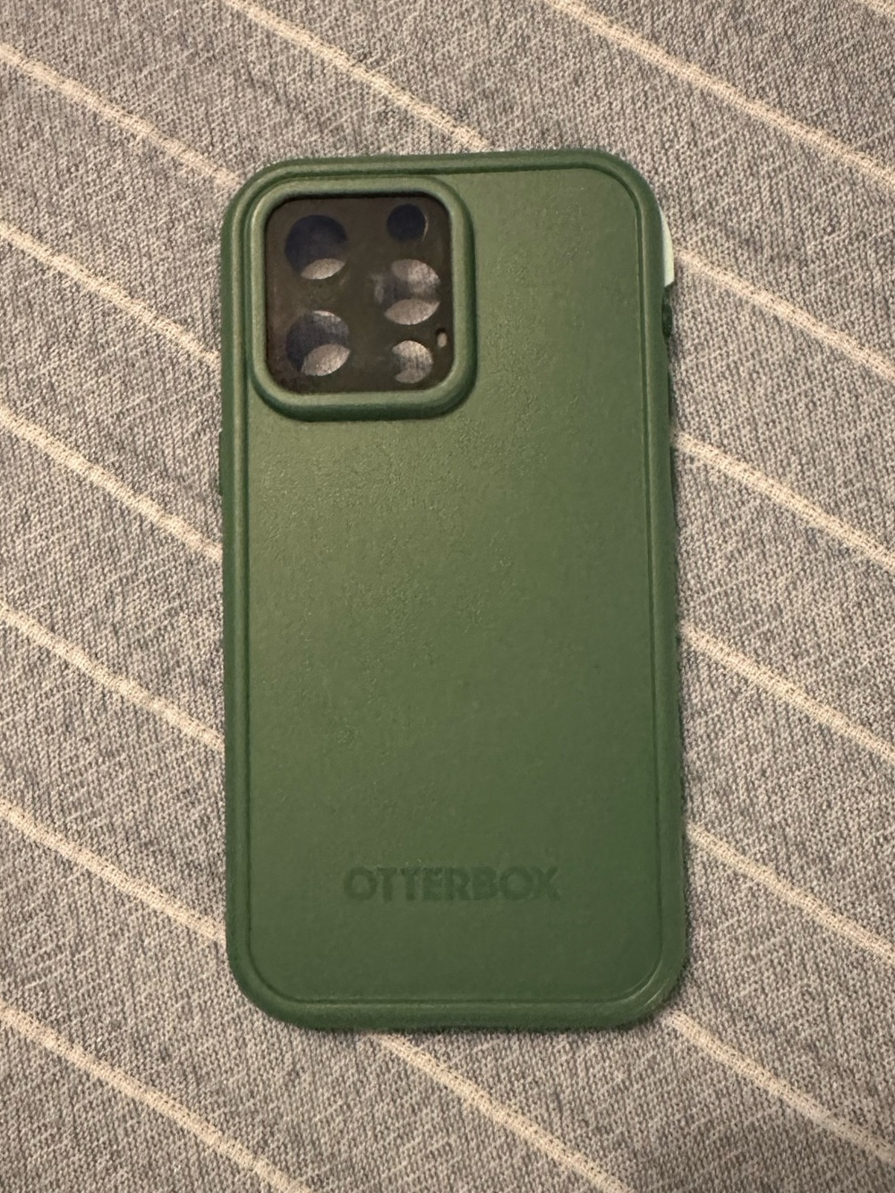 OtterBox Green Protective iPhone 14 Pro Max Case